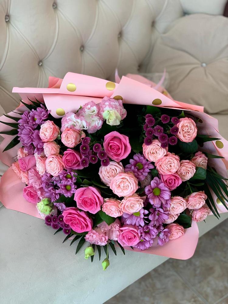 Букет цветов из: Хризантемы, Розы и Лизиантусы в Кшенский