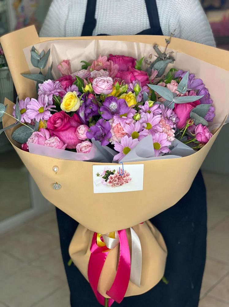 Букет цветов из: Хризантемы, Гвоздики и Альстромерии в Кшенский