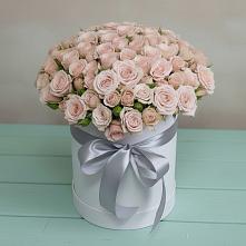 Цветочная композиция из Розы в шляпной коробке в Кшенский