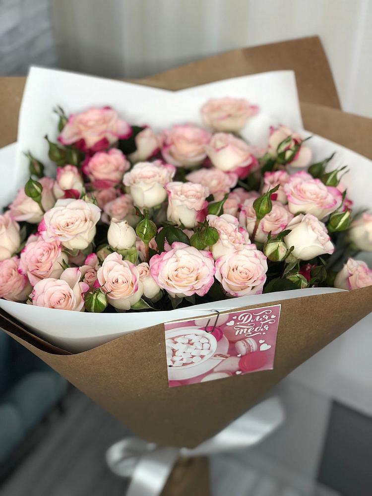 Букет цветов из: Розы в Кшенский