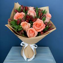 Букет цветов из:  Розы и Альстромерии #REPLACE_PRED# Кшенский