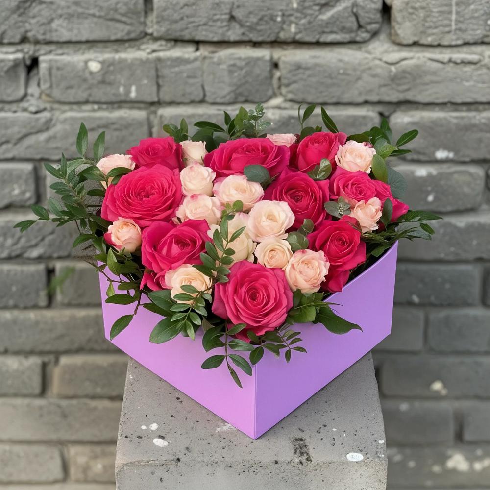 Цветочная композиция из Розы в коробке в Кшенский