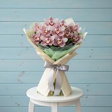 Букет цветов из:  Орхидеи и Розы в Кшенский