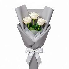 Букет 3 белые розы в Кшенский