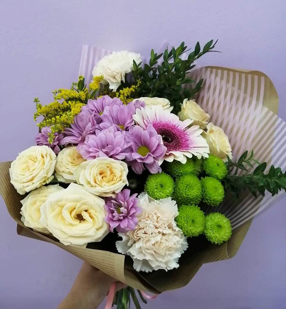 Букет цветов из: Хризантемы, Розы, Гвоздики и Герберы в Кшенский