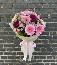 Букет цветов из:  Герберы и Хризантемы #REPLACE_PRED# Кшенский