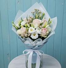 Букет цветов из:  Розы и Лизиантусы в Кшенский