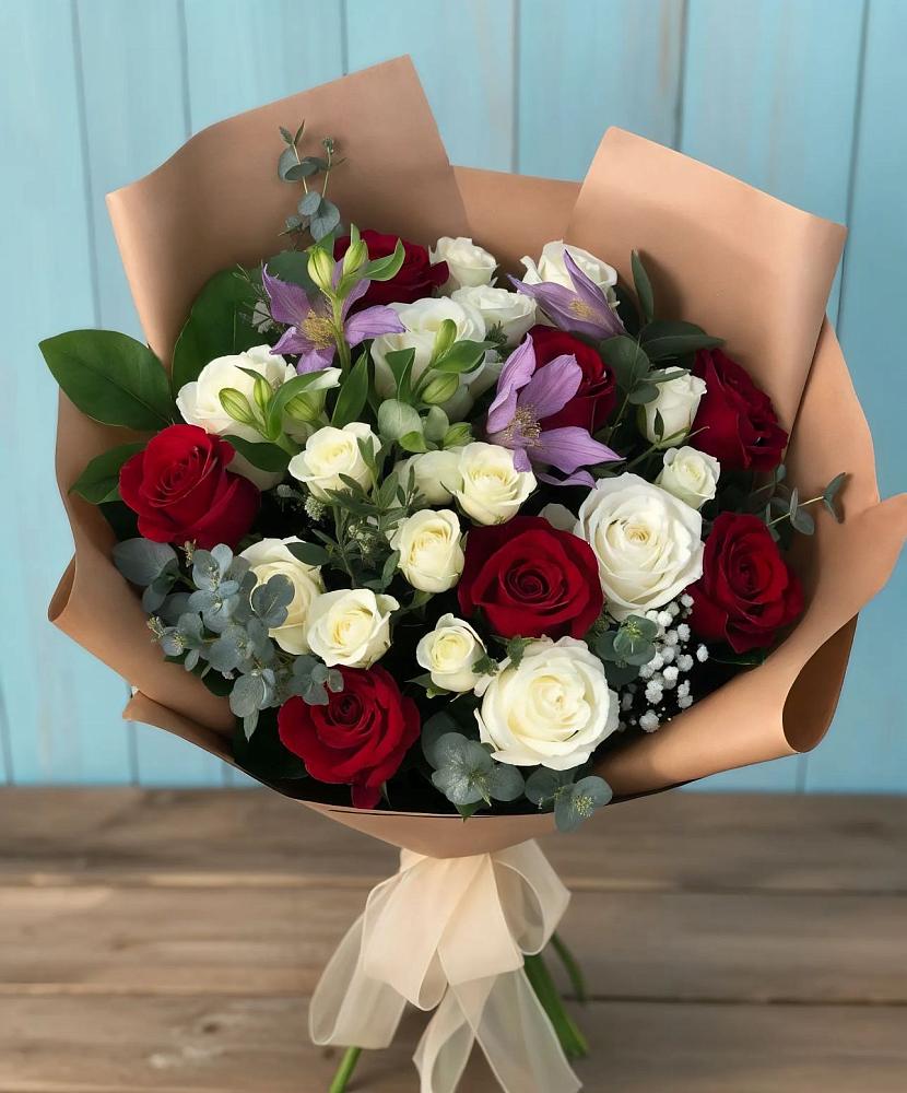 Букет цветов из: Розы и Альстромерии в Кшенский