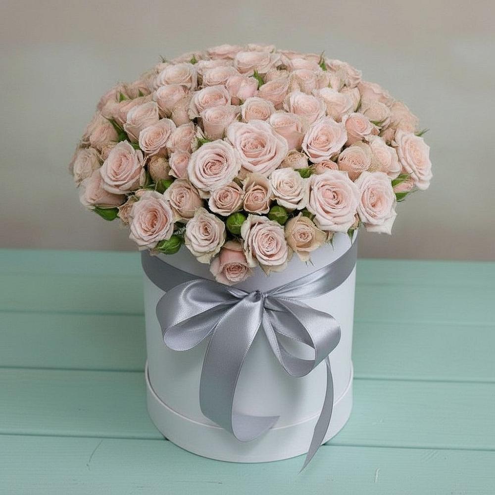 Цветочная композиция из Розы в шляпной коробке в Кшенский